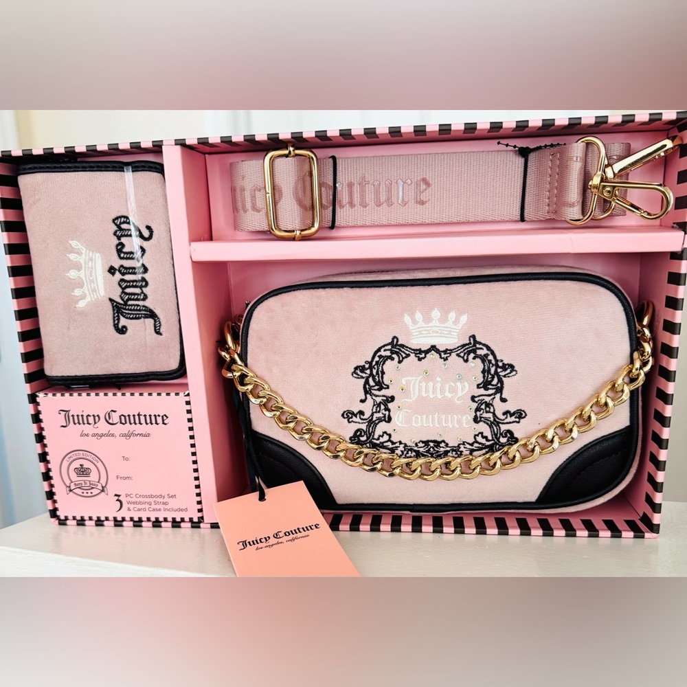 Juicy Couture Heritage Slim Camera Bag and Envelope Card Case Set NWT